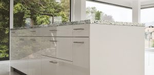 CUBIST CLEAR POLISHED - VETRAZZO RECYCLED GLASS(1)